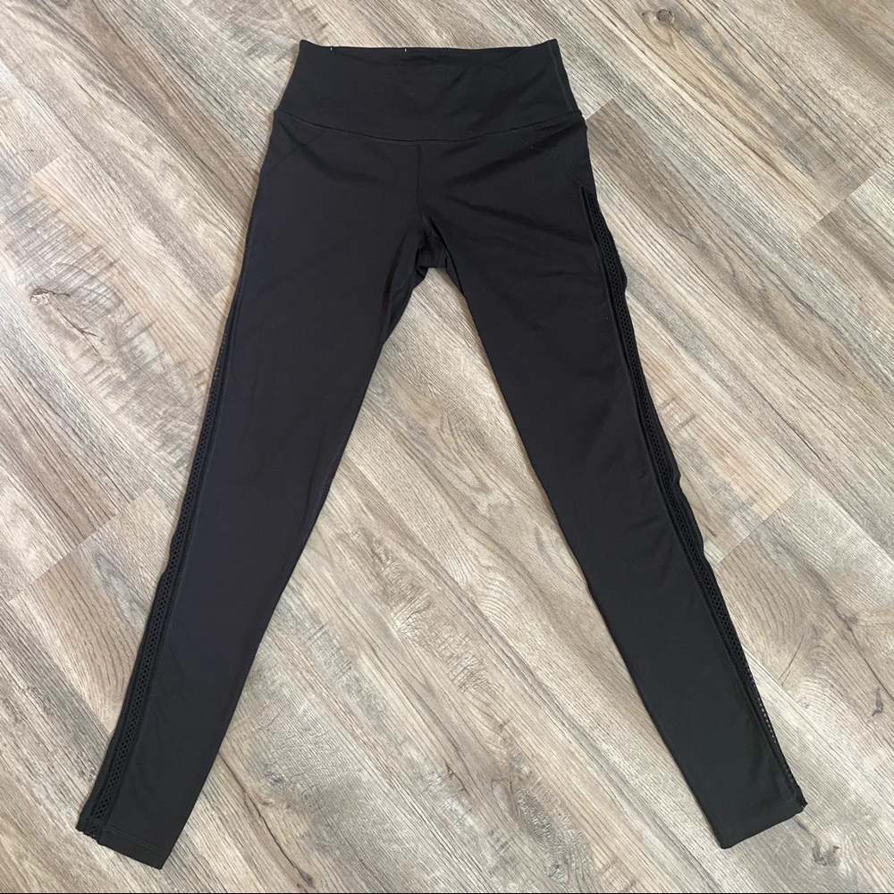 Victoria’s Secret Knockout Leggings
